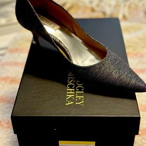 BADGLEY MISCHKA size 7.5 grey sparkle. Worn once to a wedding.